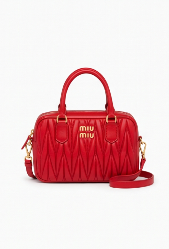 รับซื้อรองเท้า Gucciให้ราคาสูง